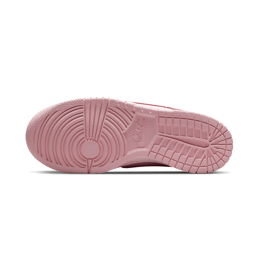 Nike Dunk Low Triple Pink Trainers (GS)