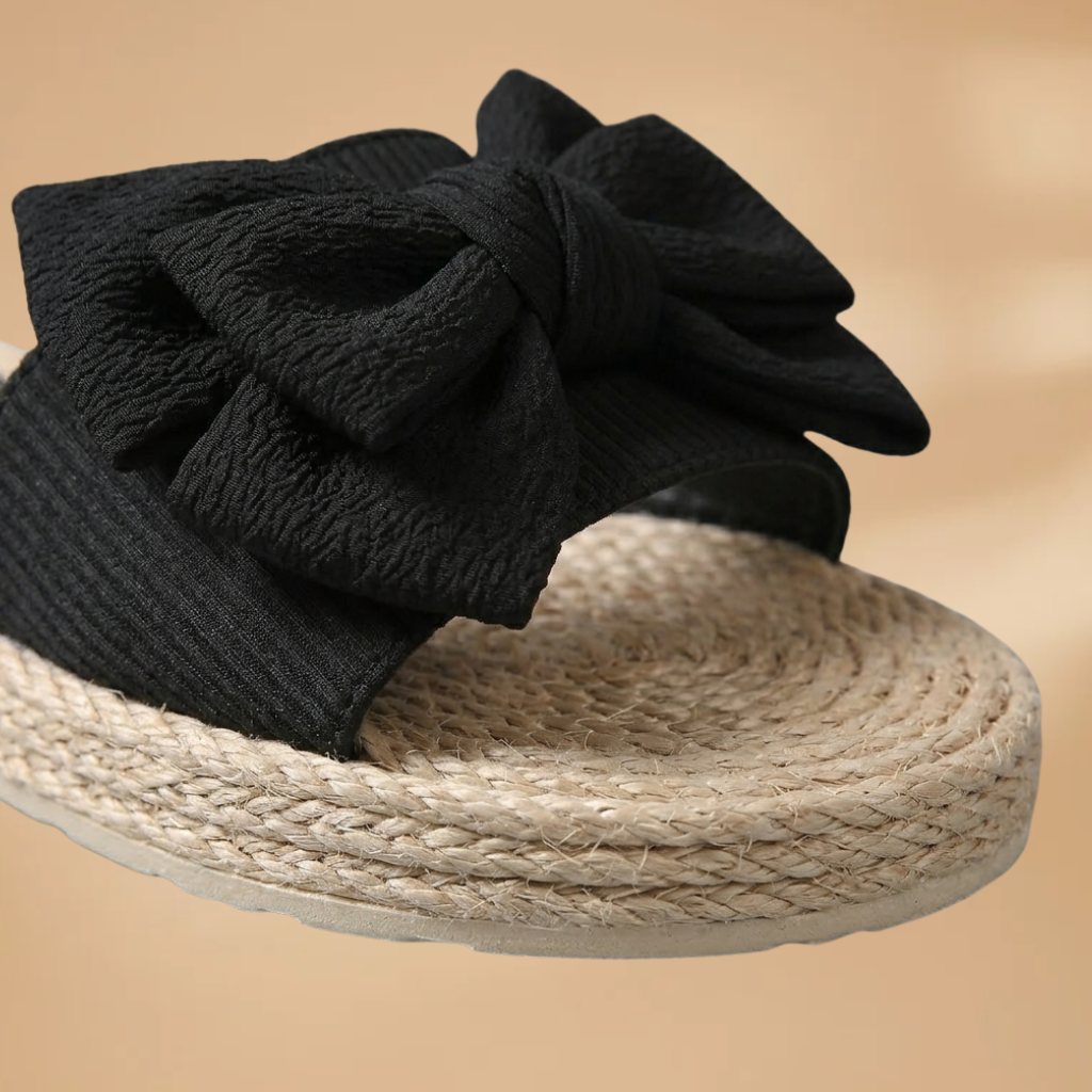Sandals with Bow Detail and Open-Toe Design for Women