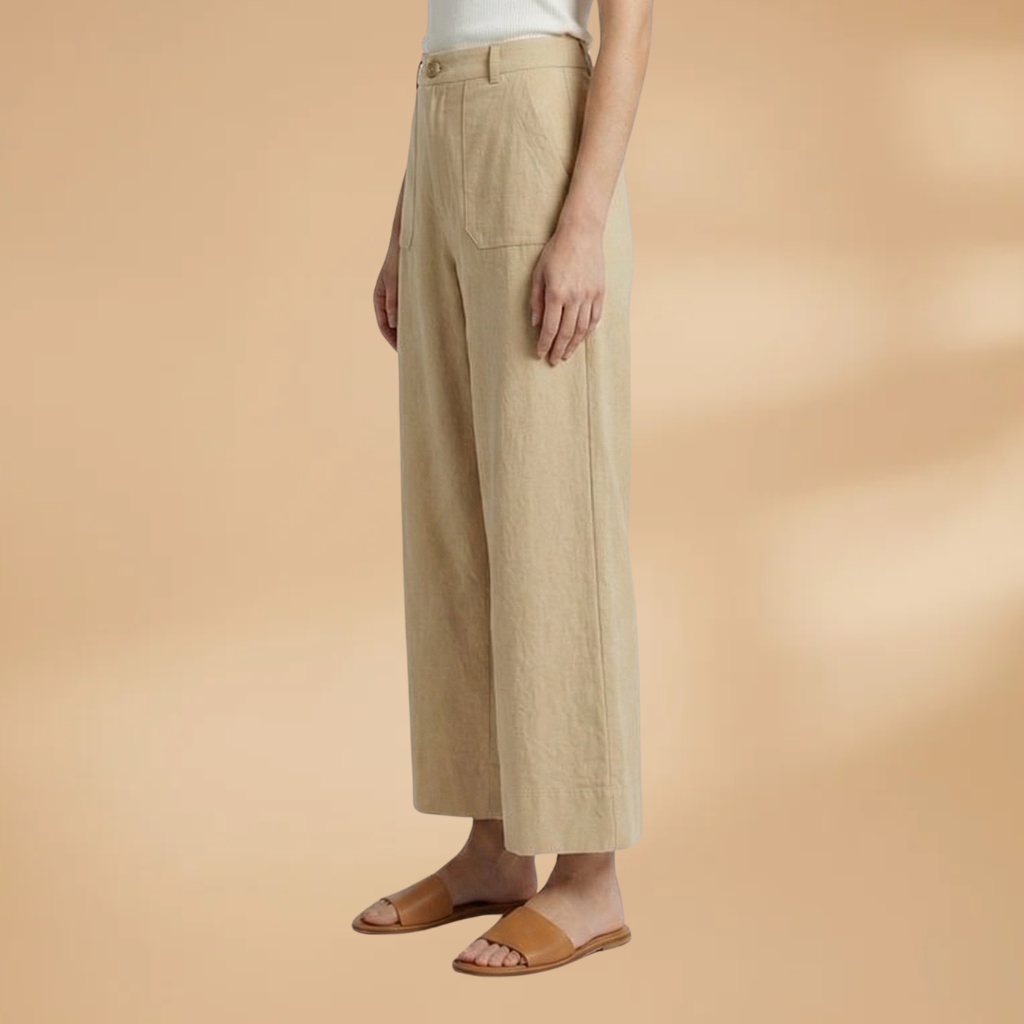 High-Waisted Relaxed Trousers Side Pockets and Zip Fly for Women
