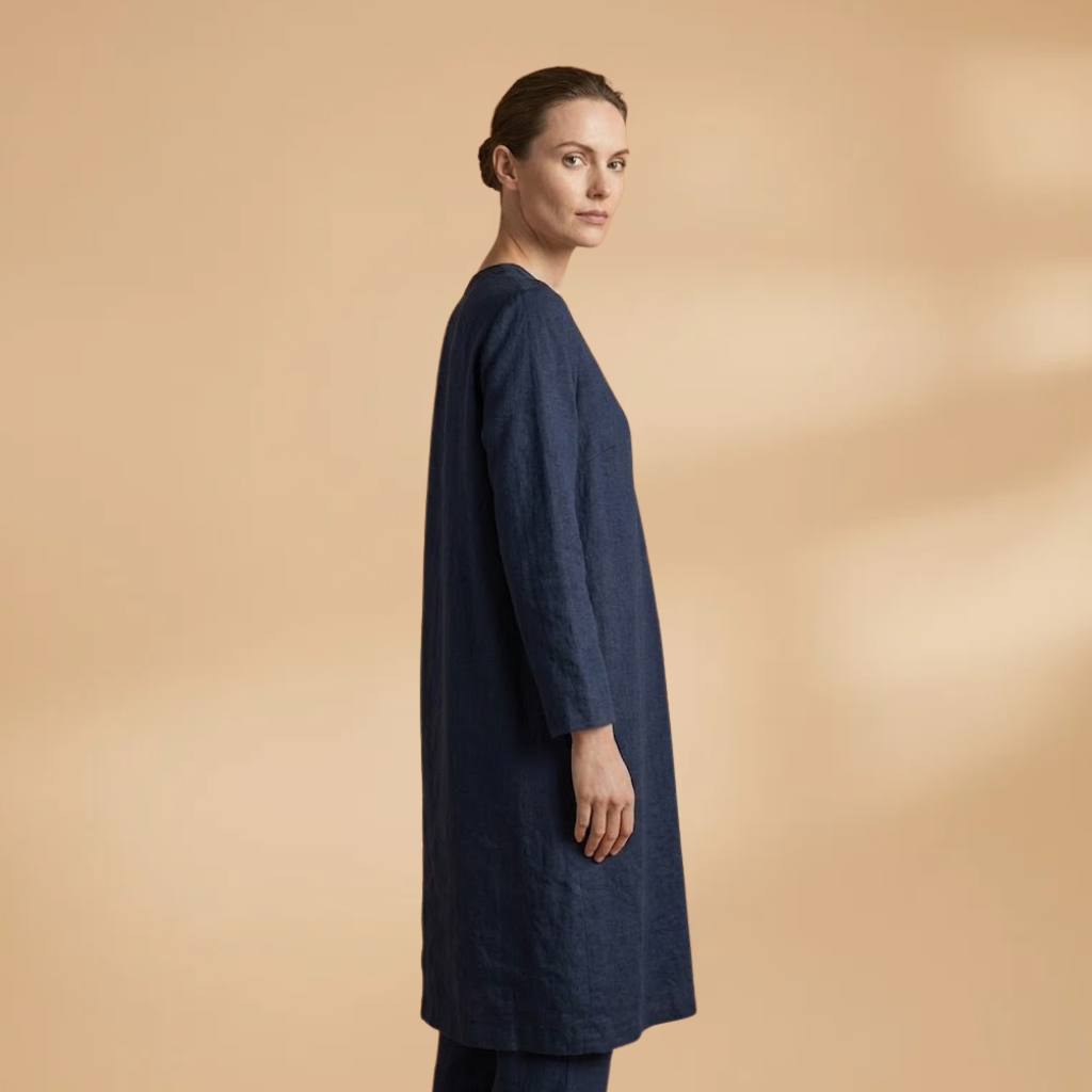 Stylish Set with Lightweight Fabric and Flattering Cut for Women