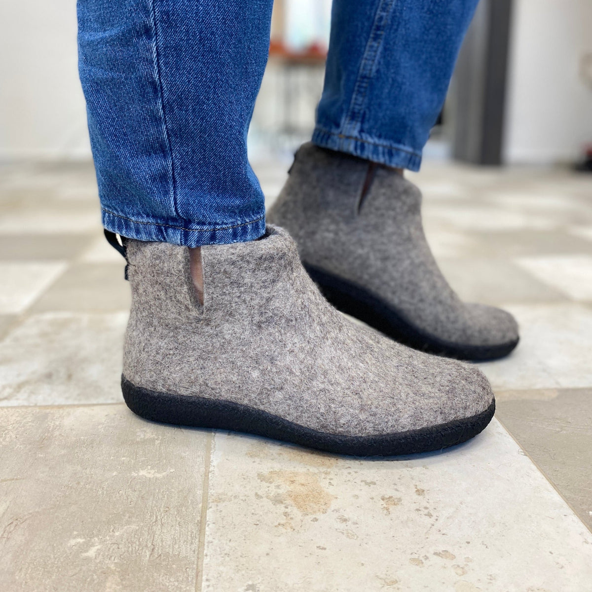Men's WOOBOOTS Wool Boots - Dark Gray, Gray, Brown & Beige