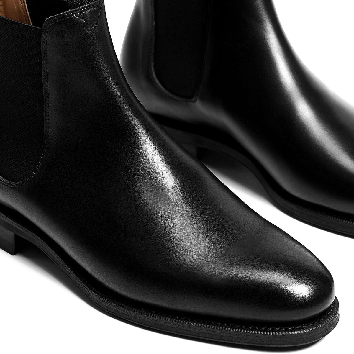 101050 - Black Calf Wholecut Chelsea Boot - E