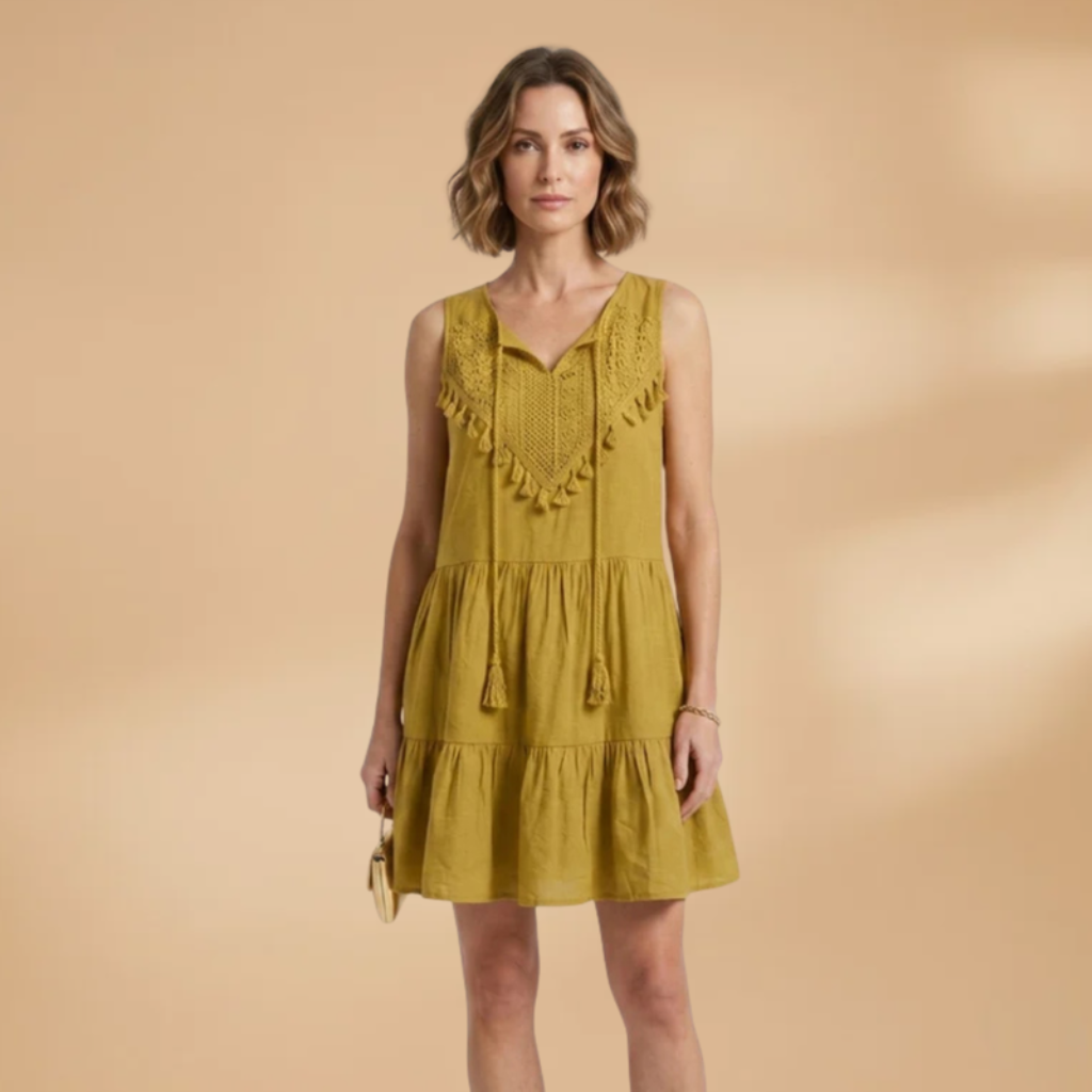 Dress Round Neckline and Sleeveless Design for Women