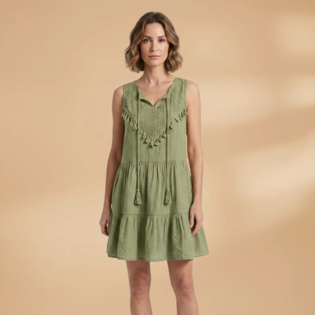 Dress Round Neckline and Sleeveless Design for Women