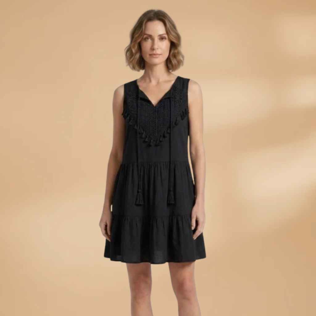 Dress Round Neckline and Sleeveless Design for Women