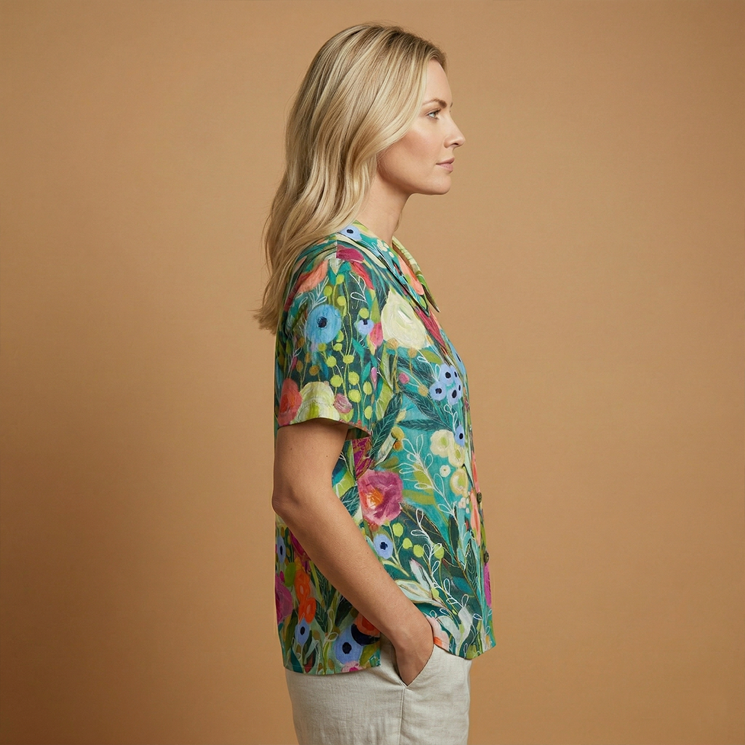 Floral Shirt with Watercolour Print and Lightweight Fabric for Women