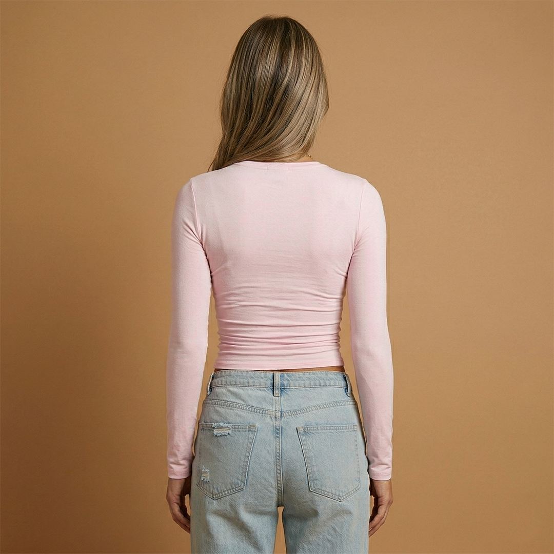 Long-Sleeve Top Round Neckline and Comfortable Fit for Women
