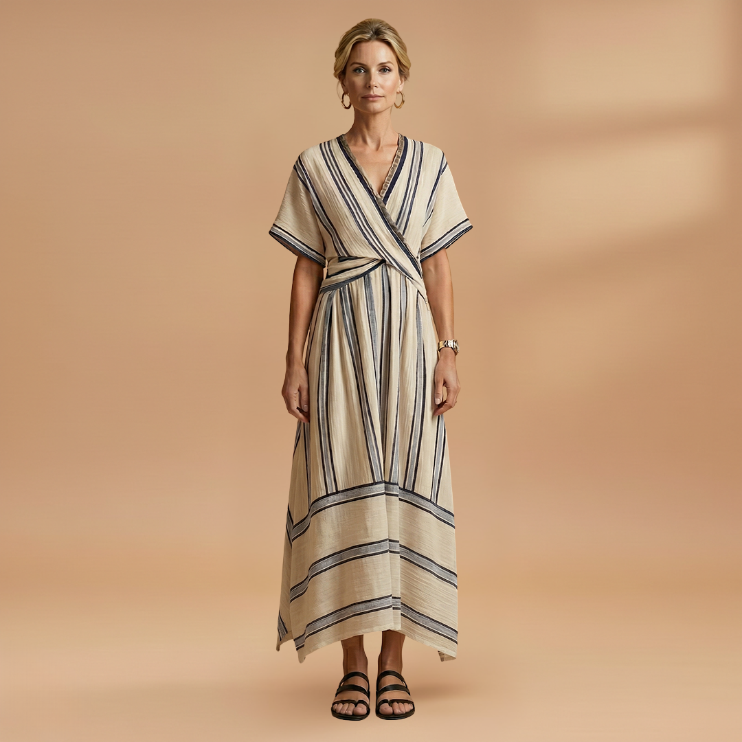 Maxi Dress Round Neckline and Short Sleeves for Women