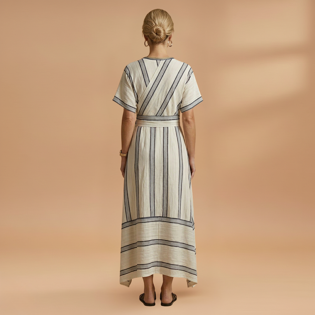Maxi Dress Round Neckline and Short Sleeves for Women