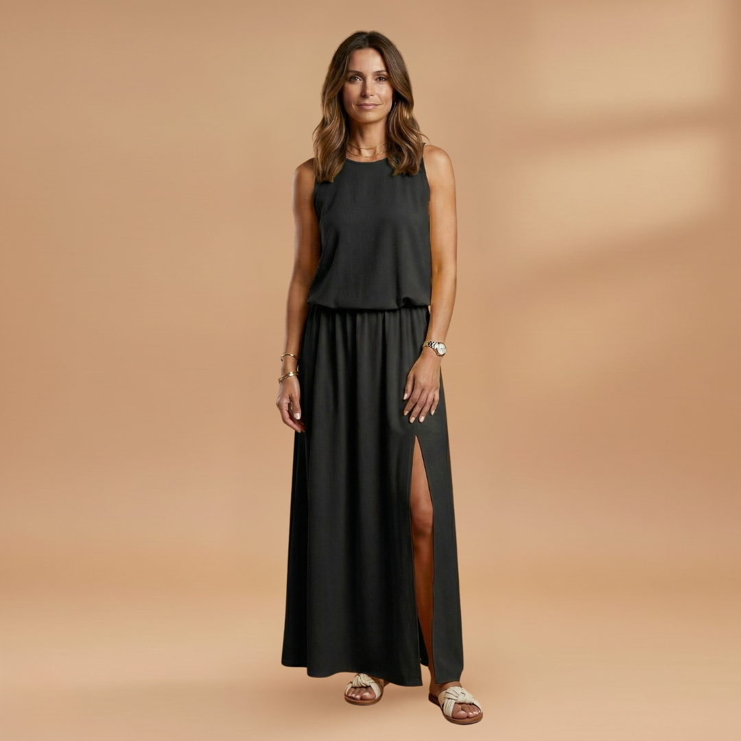 Maxi Dress with Sleeveless Cut and Flowing Skirt for Women