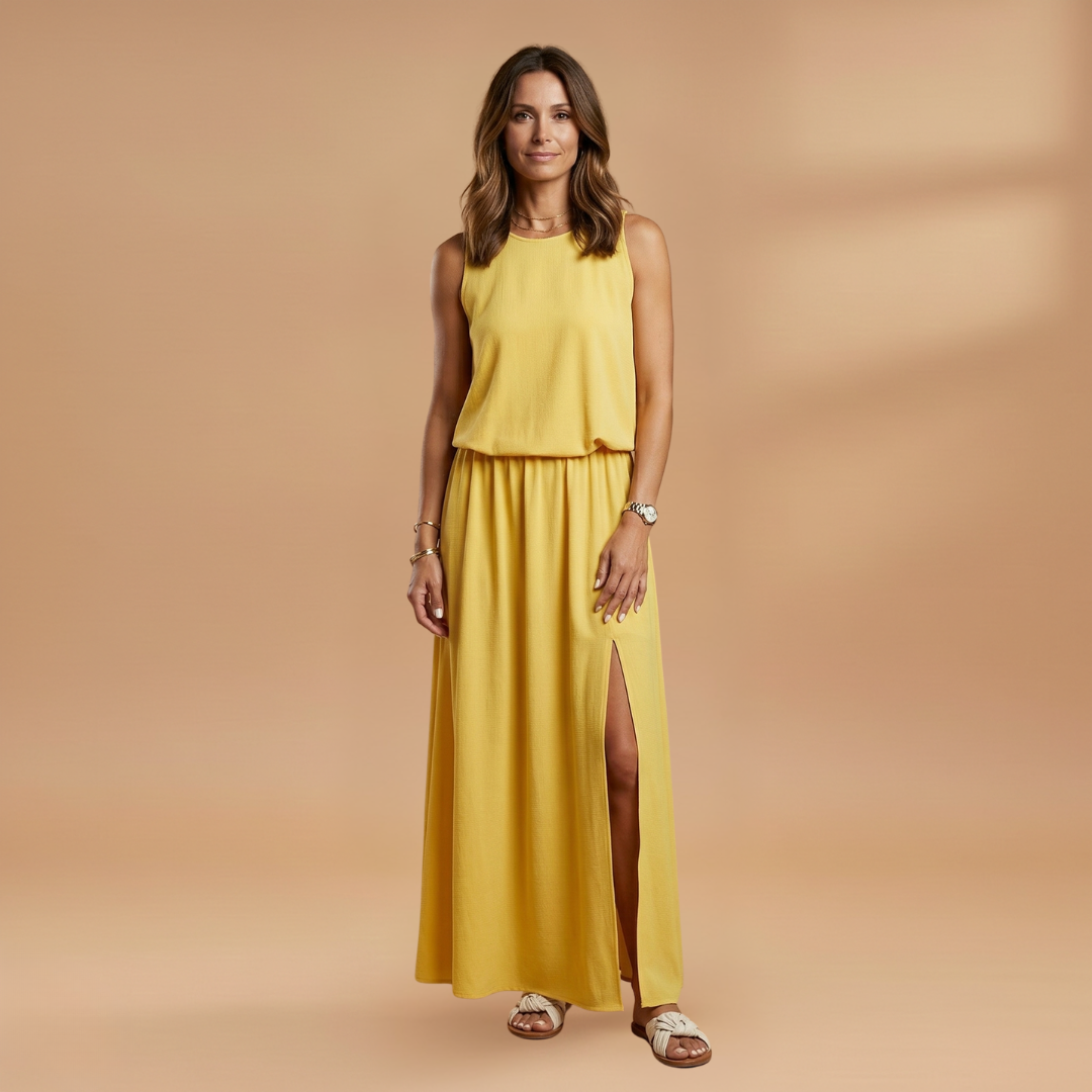 Maxi Dress with Sleeveless Cut and Flowing Skirt for Women