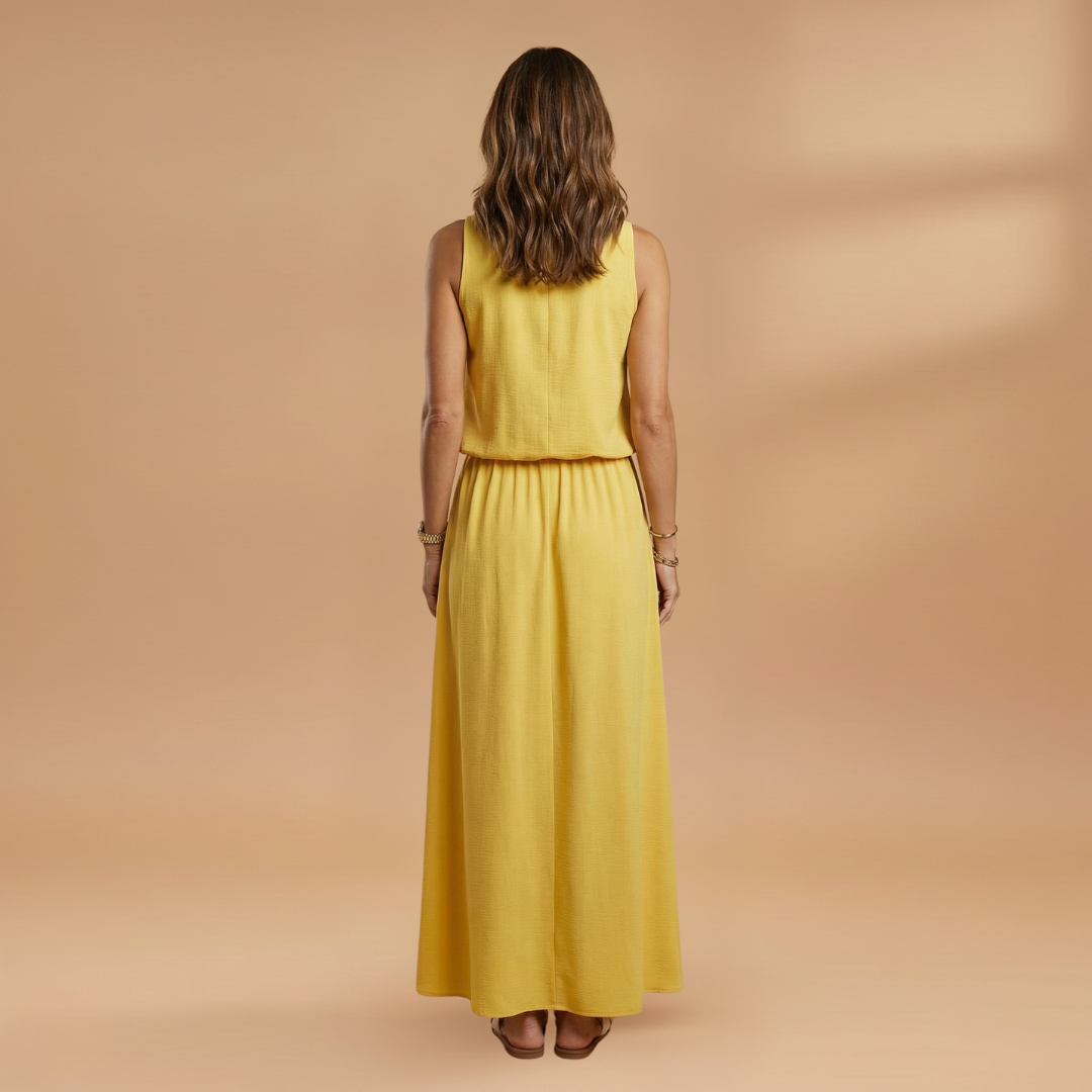 Maxi Dress with Sleeveless Cut and Flowing Skirt for Women
