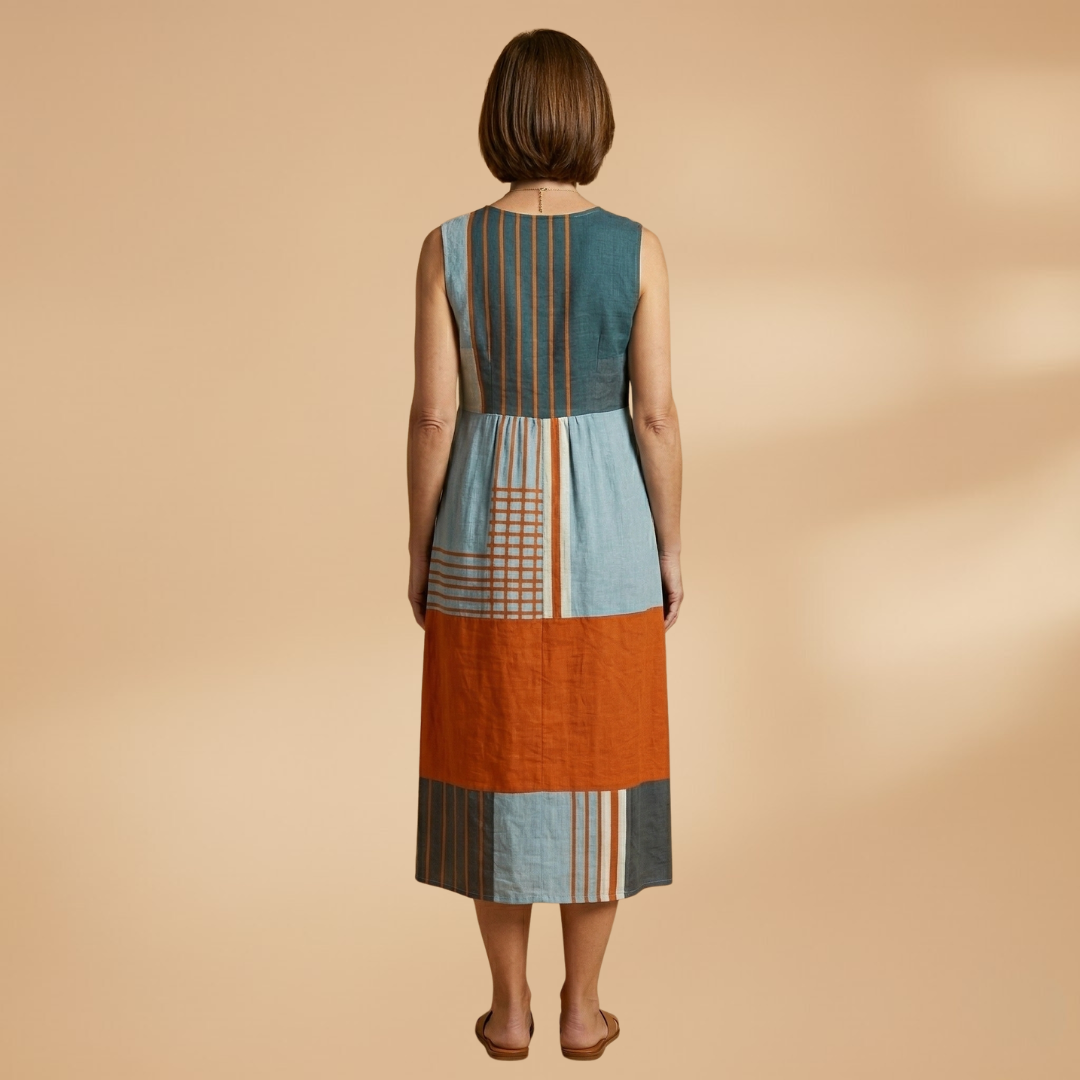 Midi Dress with Geometric Pattern and Side Pockets for Women