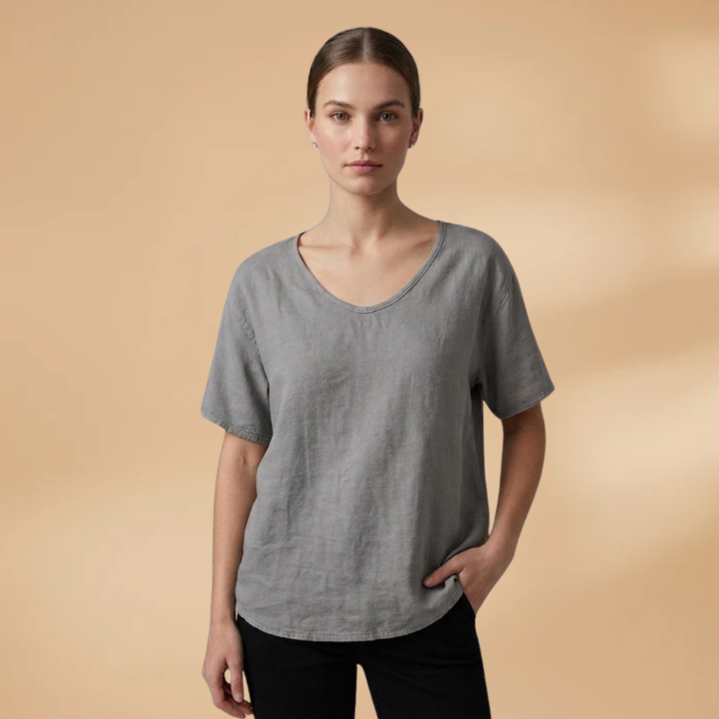 T-shirt with loose fit and breathable surface for Women