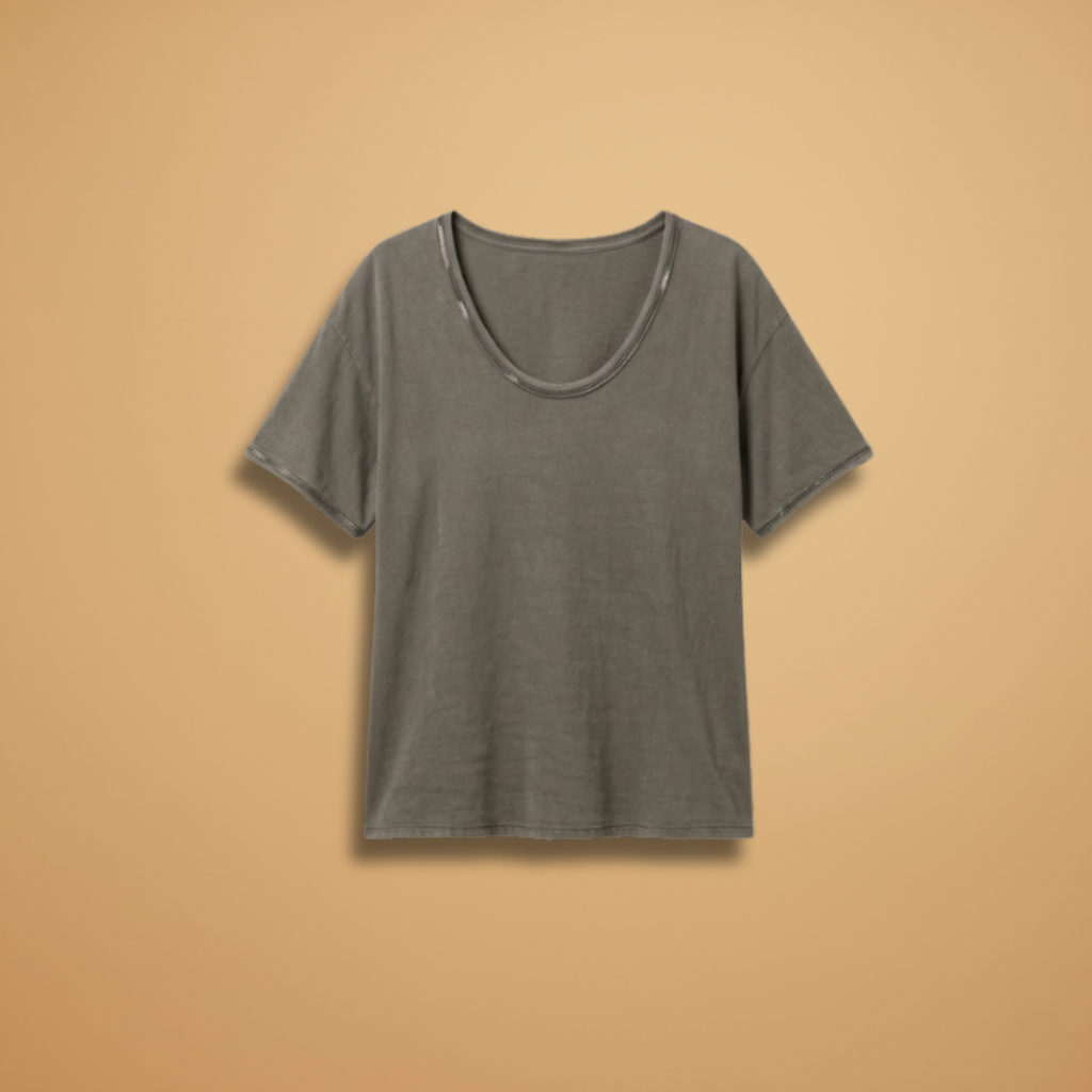 T-shirt with loose fit and breathable surface for Women