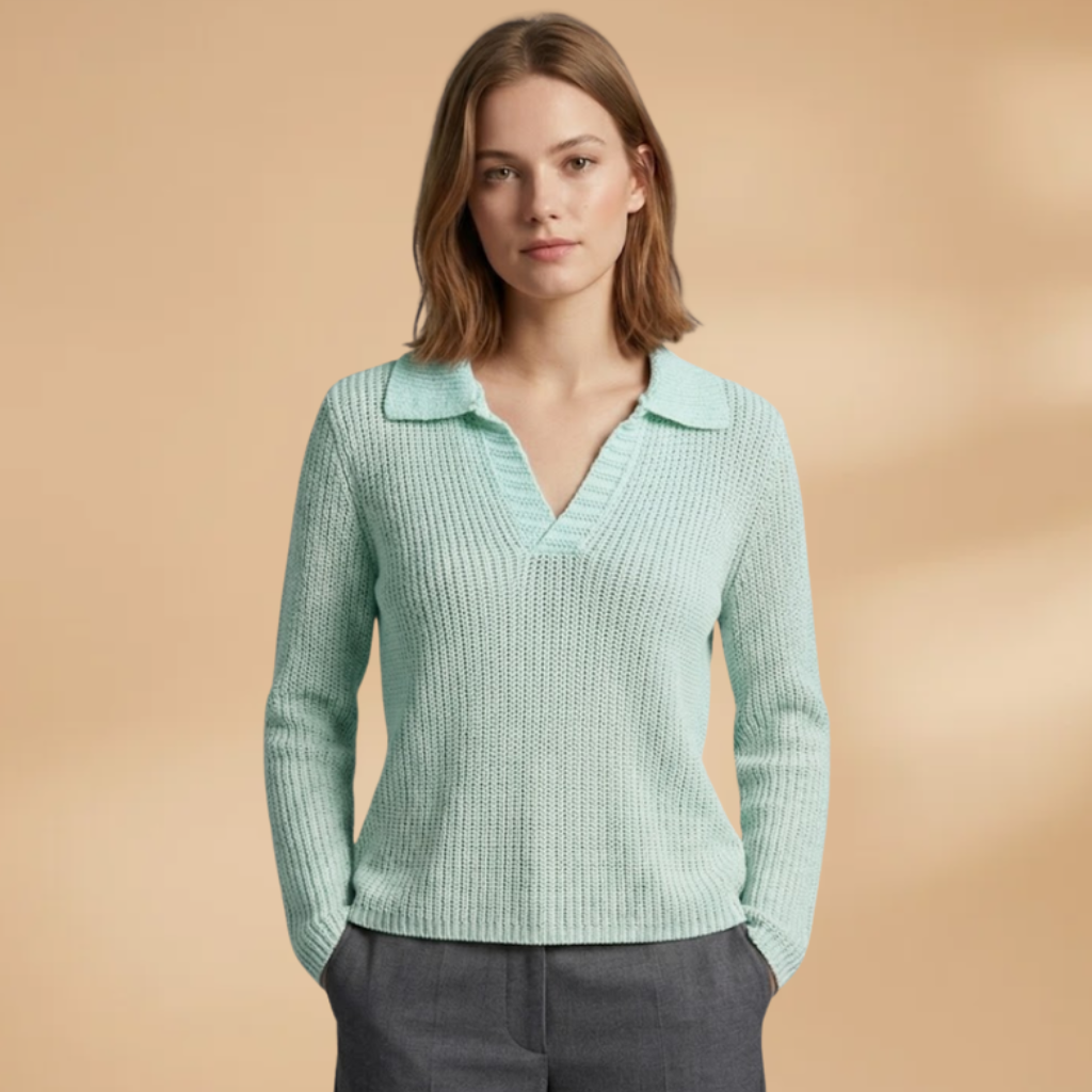 Top with a V-neckline and loose fit for Women