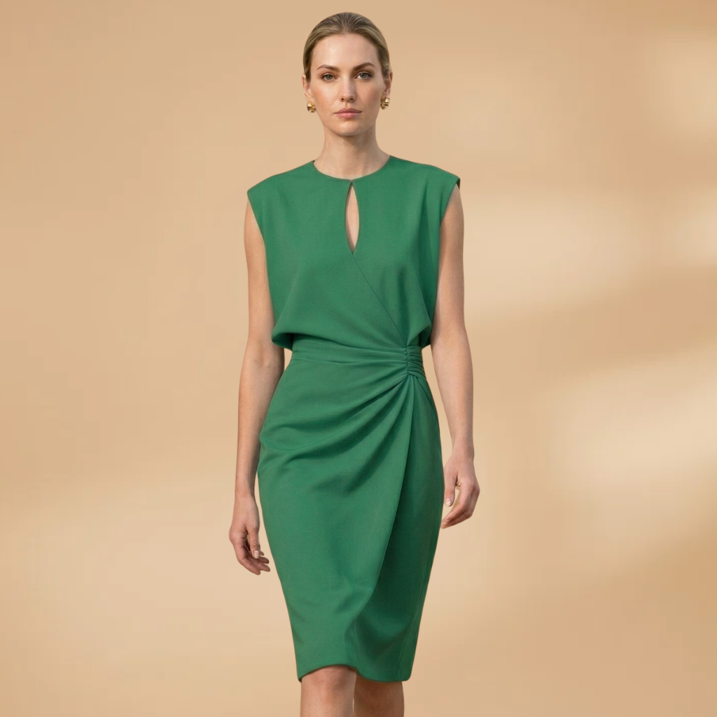 Dress Round Neckline and Sleeveless Design for Women