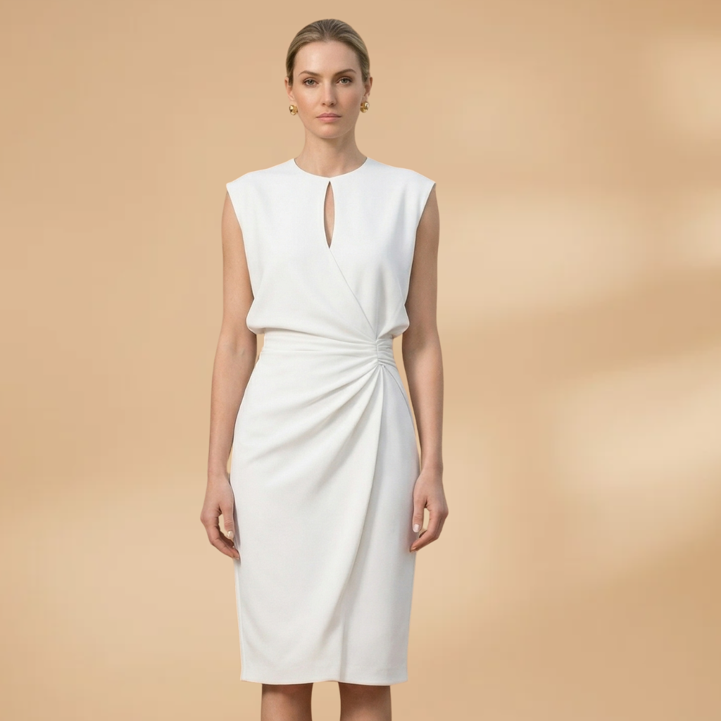 Dress Round Neckline and Sleeveless Design for Women