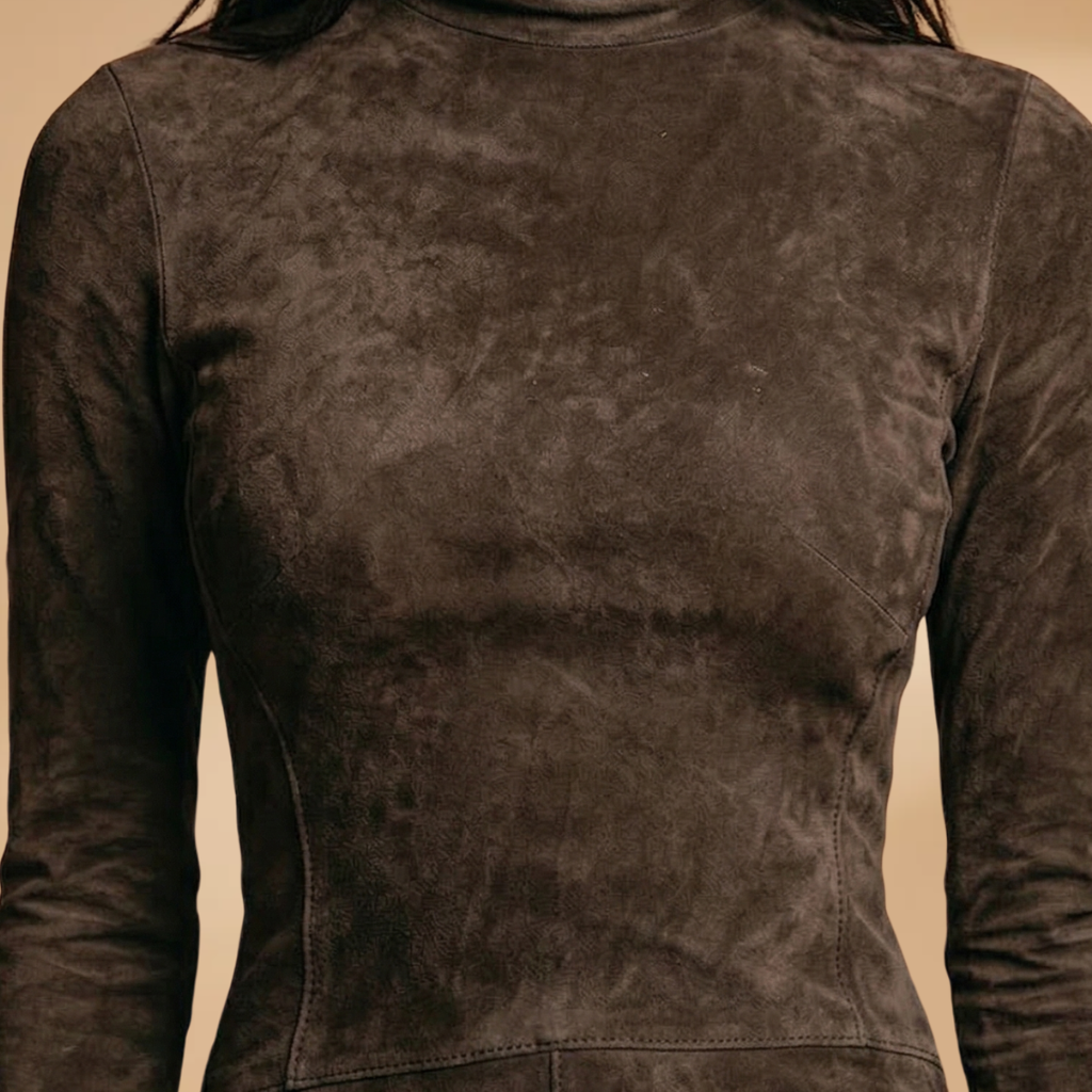 Dress with long sleeves and an asymmetrical hem for Women