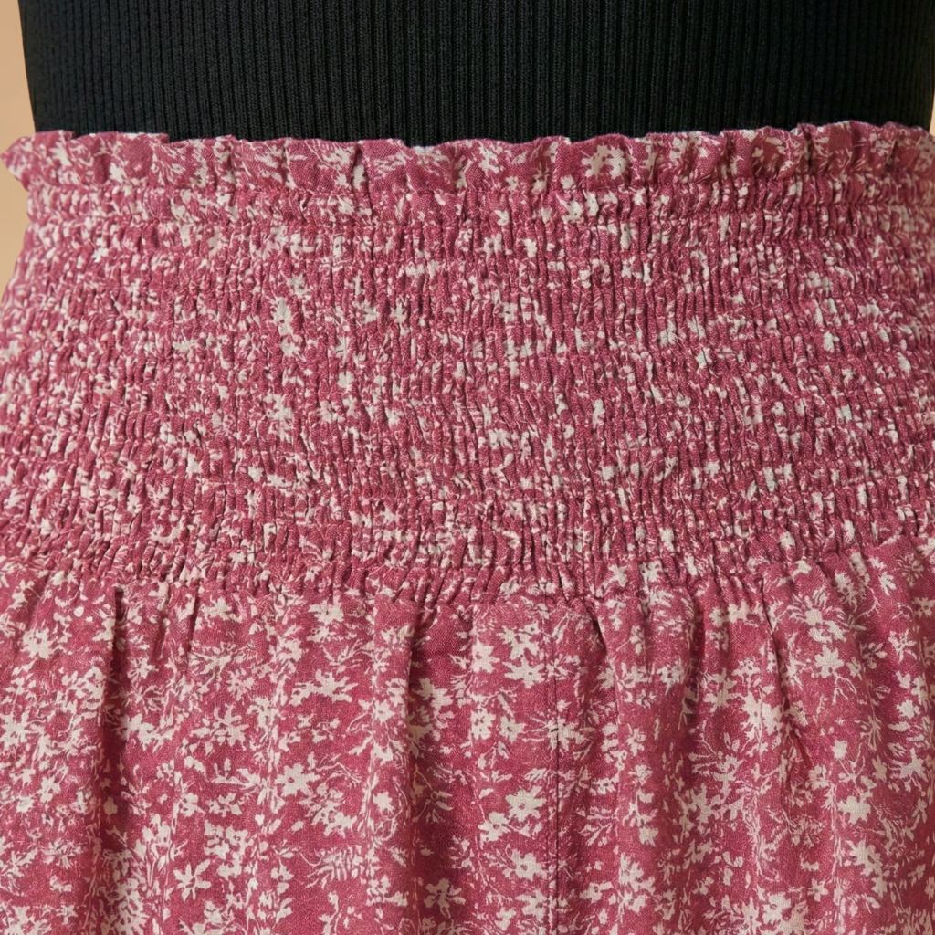 Fashion Shorts with Floral Pattern for Women