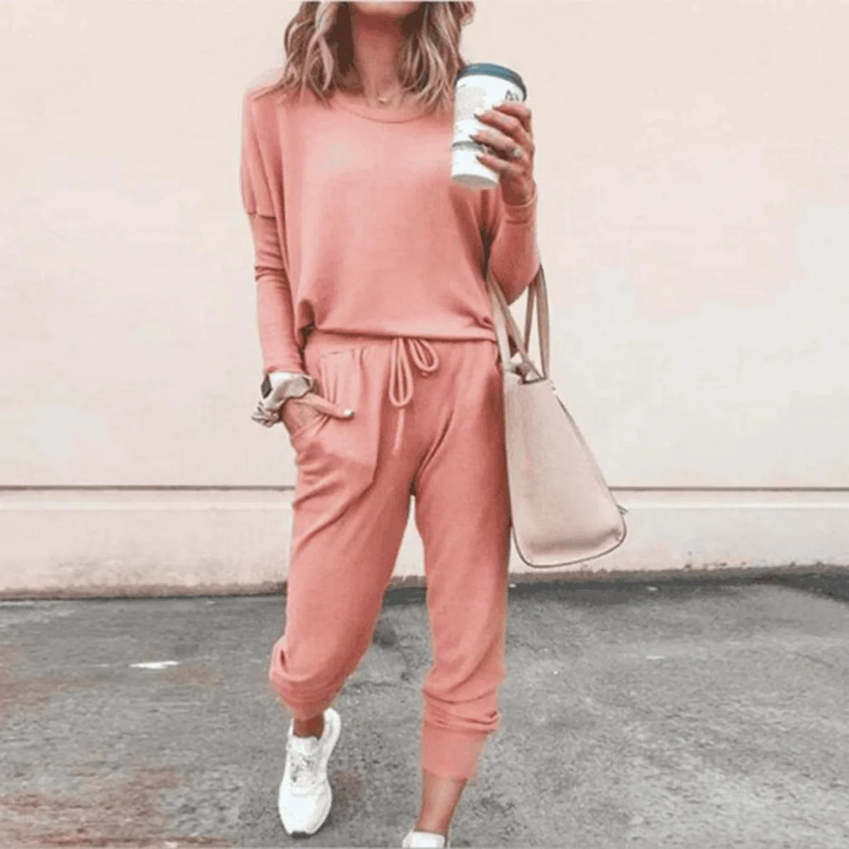 Women's Lounge Set | Long Sleeve Sweatshirt and Joggers